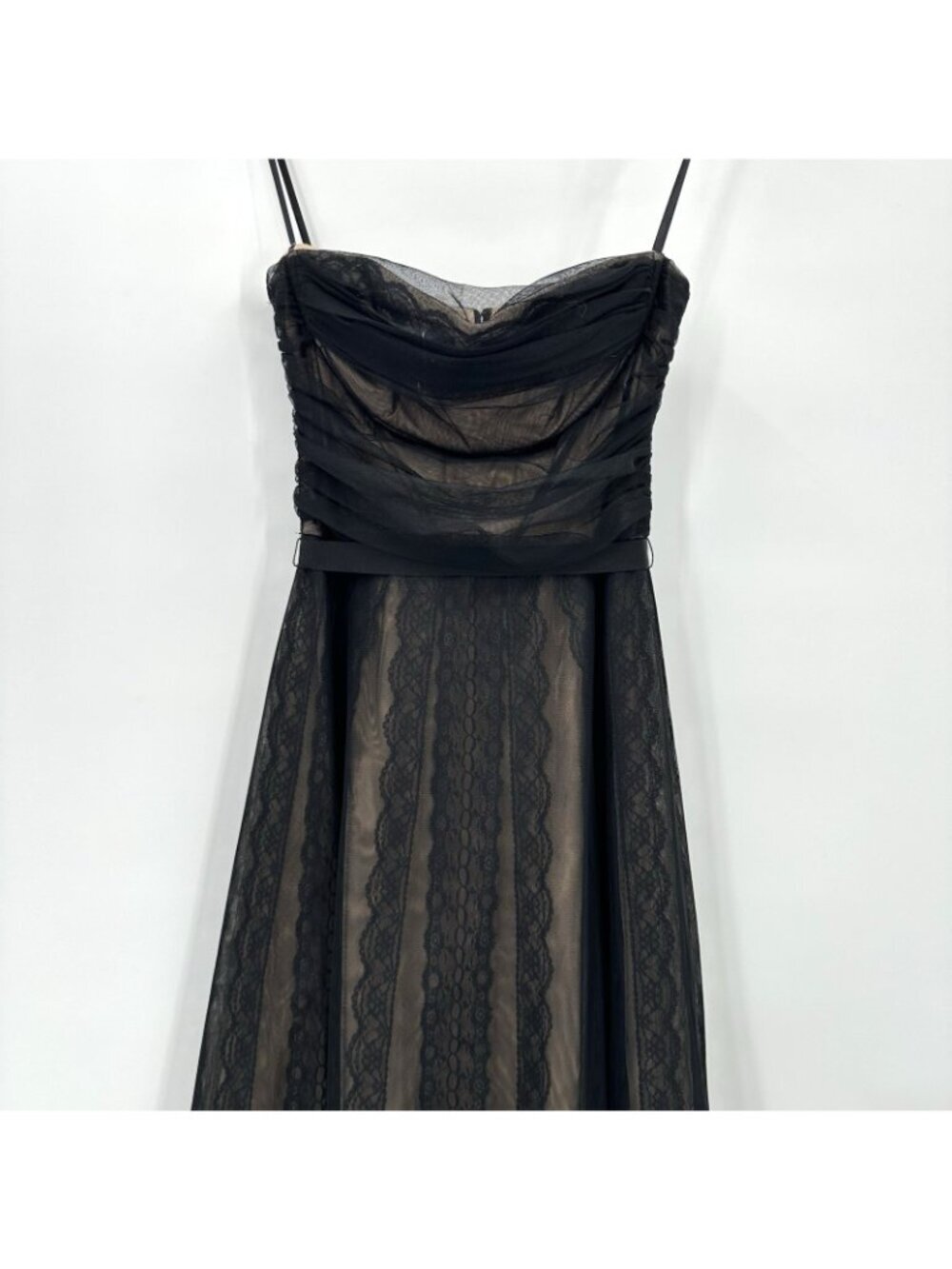 BCBG MAX AZRIA black lace midi dress XS formal wedding guest vintage inspired - Picture 4 of 10